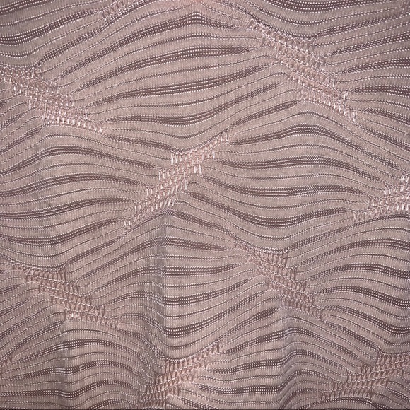 Women’s M Cut Loose Light Peach A-Line 3/4 Sleeve Textured Burnout Top - Picture 4 of 11